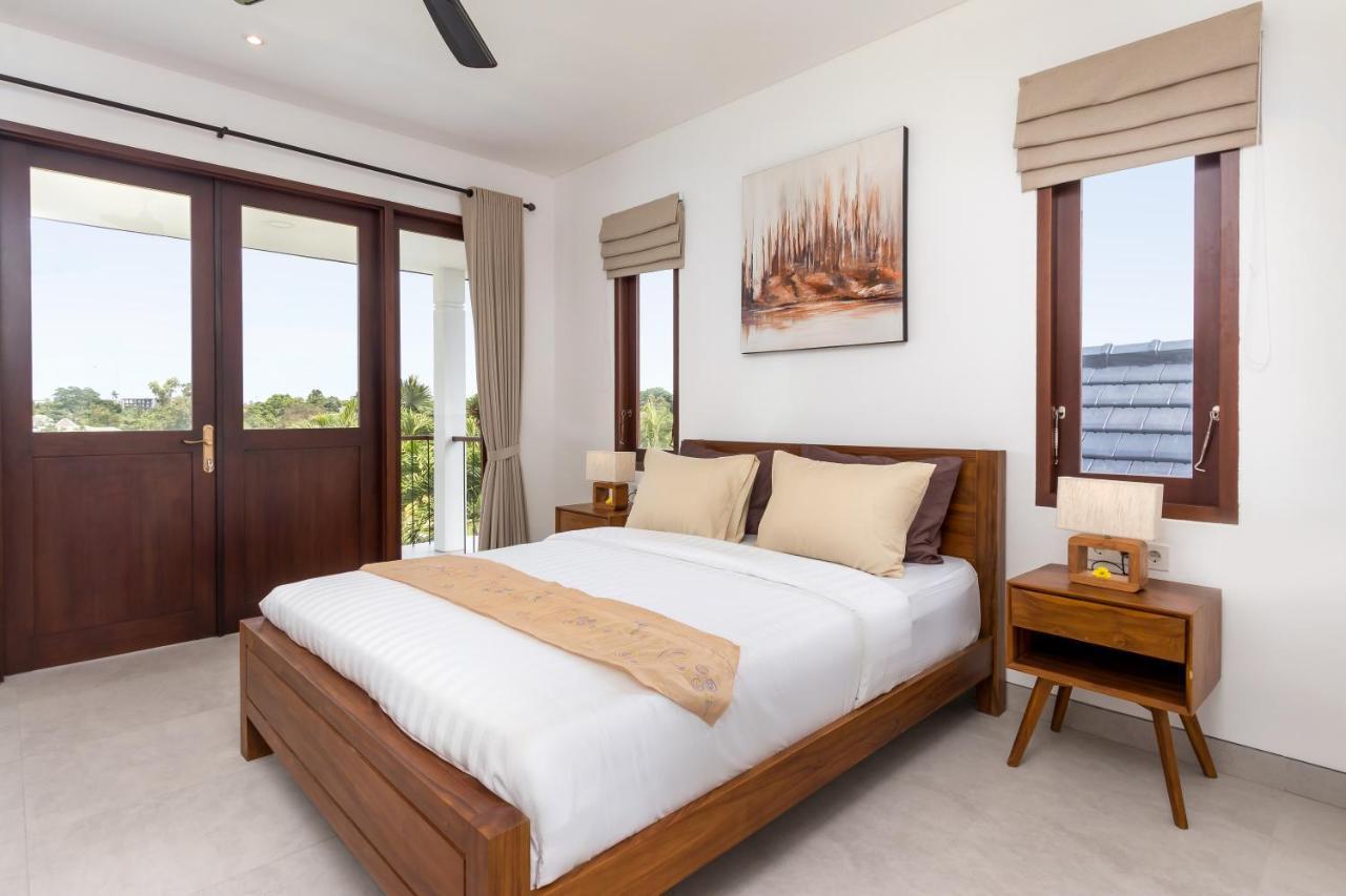 Villa Besakih 5Br, 5 Mins To Beach - Canggu Екстер'єр фото